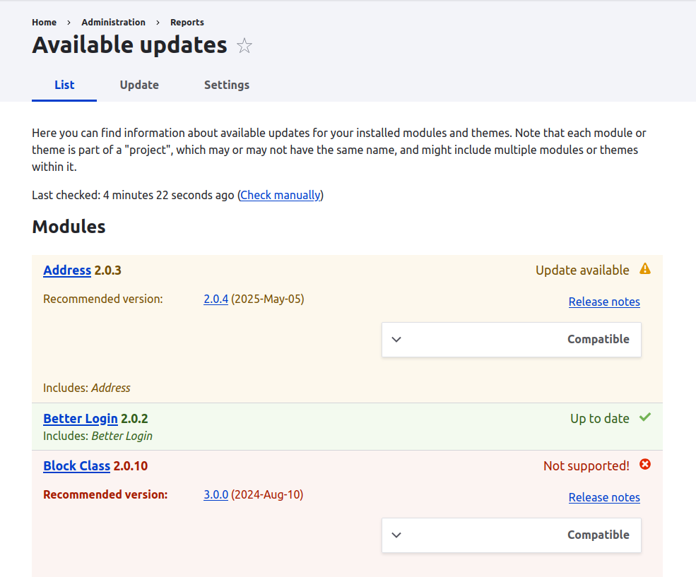 Drupal Available updates status page